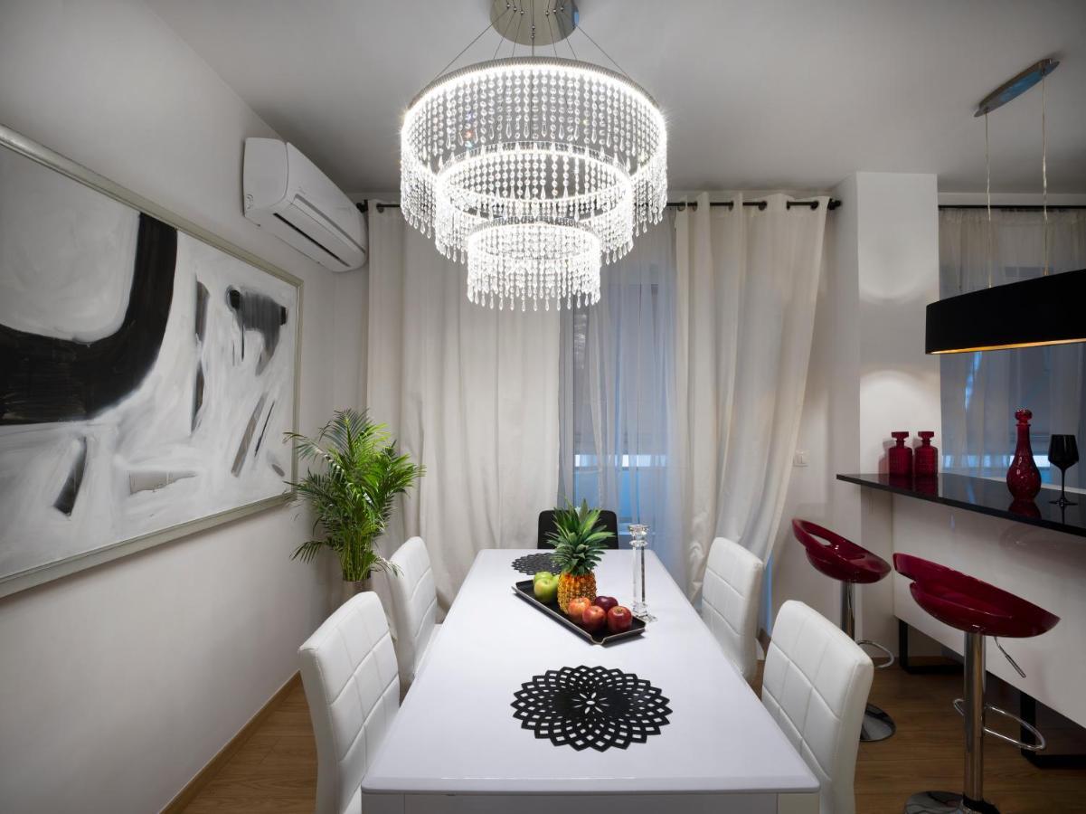 Elegant Apartment In Glyfada Athen Eksteriør billede